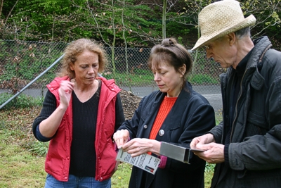 Cornelia_Weinert_im SinnesWald_mit_Wicze_und_Wolfgang